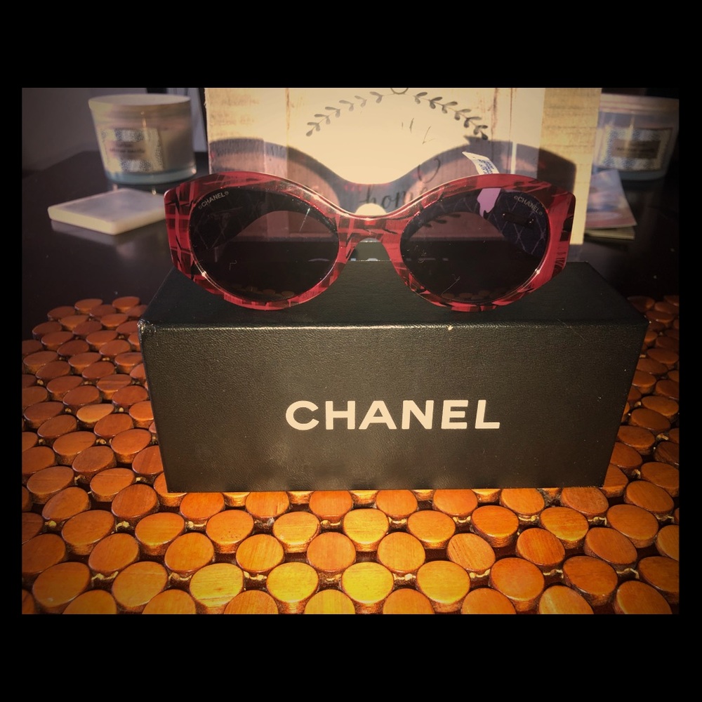 Beautiful Chanel sunglasses 🕶
